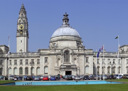 cardiff-city-hall-1