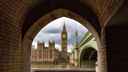 Parliamentthroughgateway