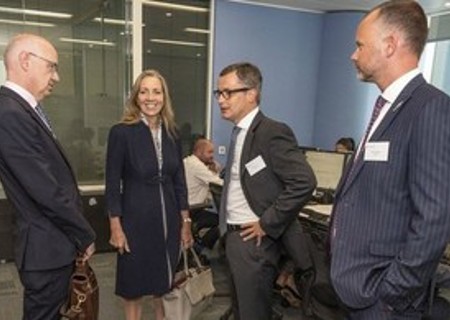 s300_030918barclaystrade_02