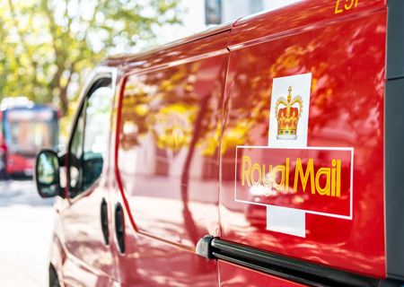 royalmailvanwithlogo