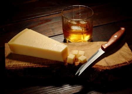 whisky_cheese